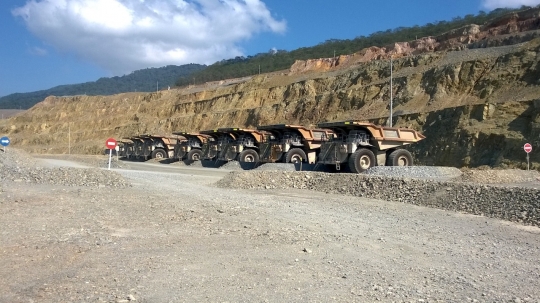 Menengok tambang batu hijau yang dikelola Newmont