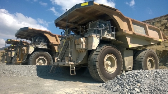Menengok tambang batu hijau yang dikelola Newmont