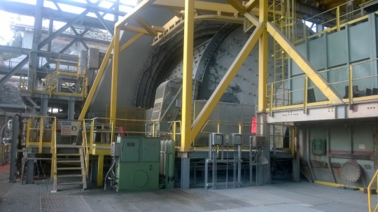 Menengok tambang batu hijau yang dikelola Newmont