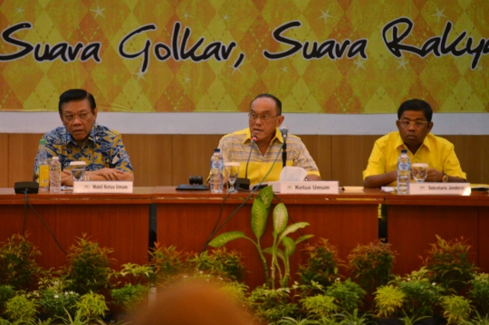 Ical pimpin rapat pleno bahas persiapan Munas Golkar