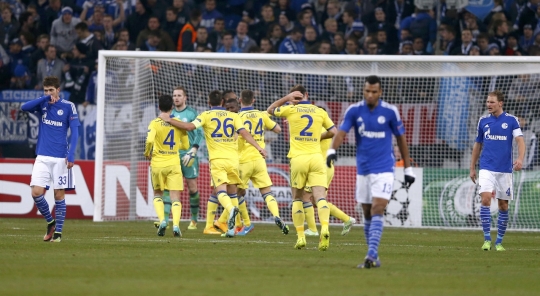 Bantai Schalke 0-5, Chelsea masuk 16 besar