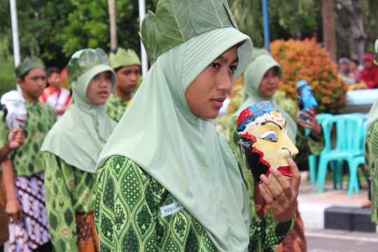 Aksi 1.001 topeng meriahkan Festival Panji Nusantara di Kediri