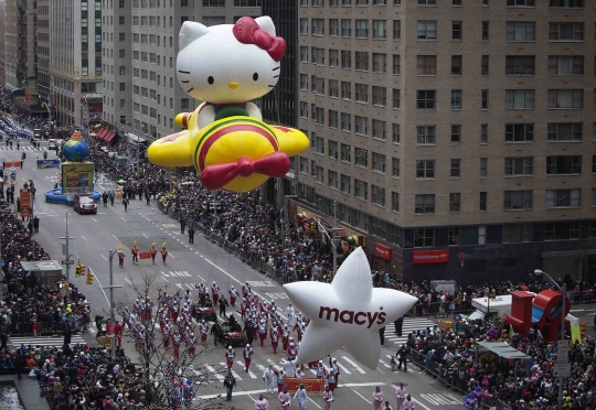 Kemeriahan Parade Hari Pengucapan Syukur Macy 2014 di New York