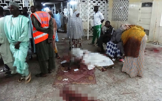 Kejamnya serangan bom di masjid Nigeria, 120 warga tewas