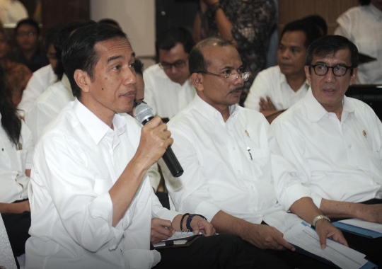 Jokowi gelar E-Blusukan untuk dengar keluhan TKI di 8 negara
