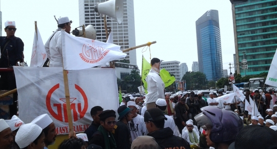 Gelar demo di HI, FPI gantung boneka Ahok