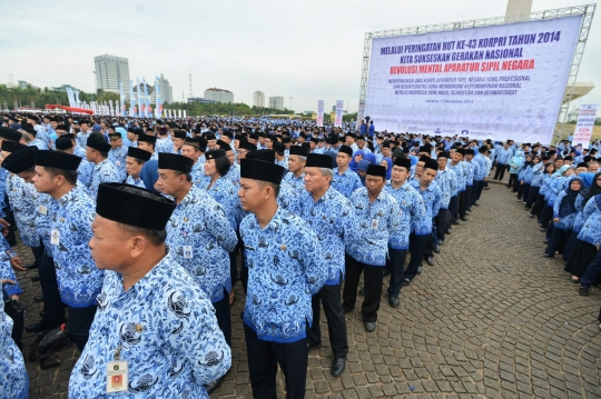 Jokowi pimpin upacara HUT Korpri ke-43 di Monas