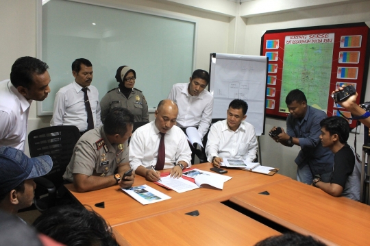 Polda Riau ekspos penangkapan perampok kelas kakap di Riau