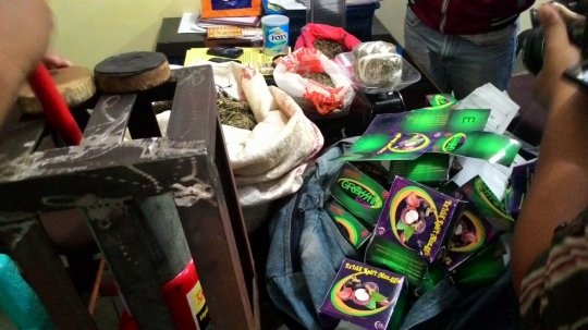 Polisi Aceh bongkar modus baru pengiriman paket ganja