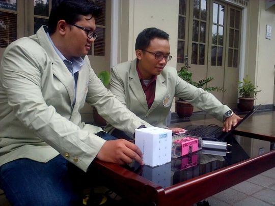 Mahasiswa UGM kembangkan iBlind, tablet untuk tunanetra