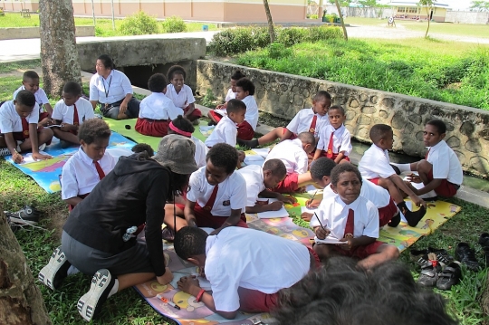 Melihat sekolah SD Taruna Papua yang dibiayai Freeport