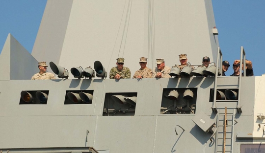 Senangnya tentara AS dihibur Kim Kardashian saat tugas di Dubai