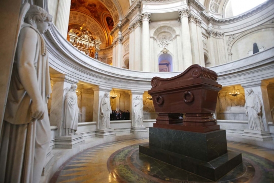 Menengok kemegahan makam Napoleon Bonaparte di Les Invalides