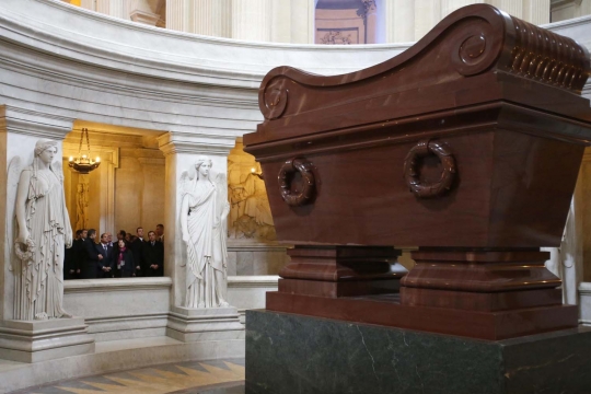 Menengok kemegahan makam Napoleon Bonaparte di Les Invalides