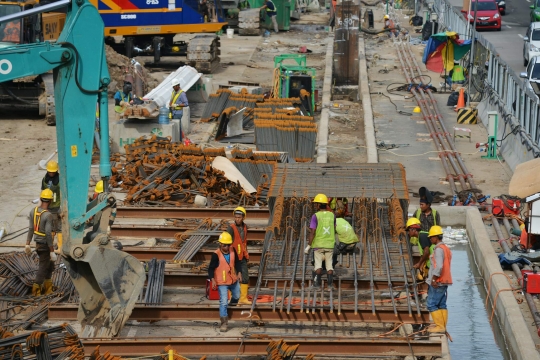 Melihat perkembangan proyek MRT di kawasan Senayan