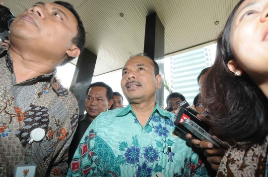 Menteri PPN Andrinof Chaniago laporkan harta kekayaan ke KPK