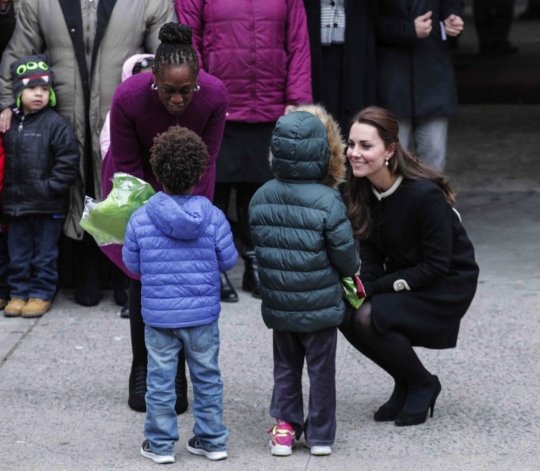 Keramahan Kate Middleton sapa anak-anak di AS