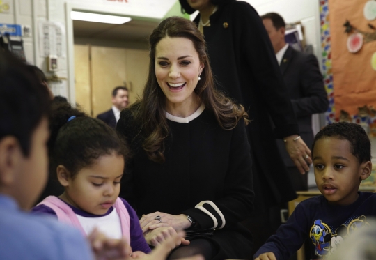 Keramahan Kate Middleton sapa anak-anak di AS