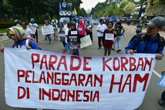 Tuntut upah layak, ratusan buruh GSBI geruduk Istana Negara