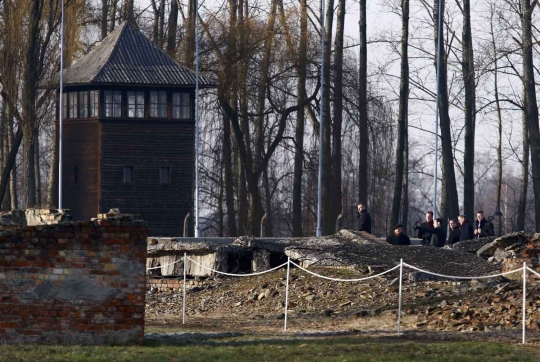 Menelusuri jejak kekejaman Nazi di kamp Auschwitz Birkenau