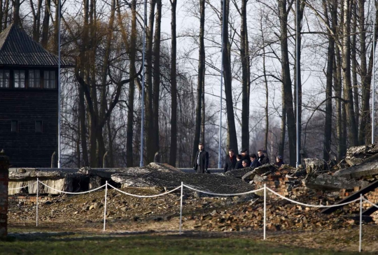 Menelusuri jejak kekejaman Nazi di kamp Auschwitz Birkenau