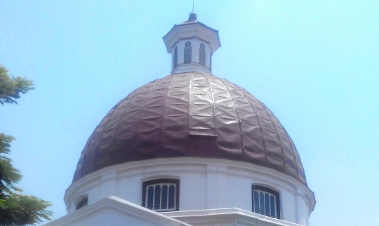 Pesona gereja blenduk di kota tua, Semarang