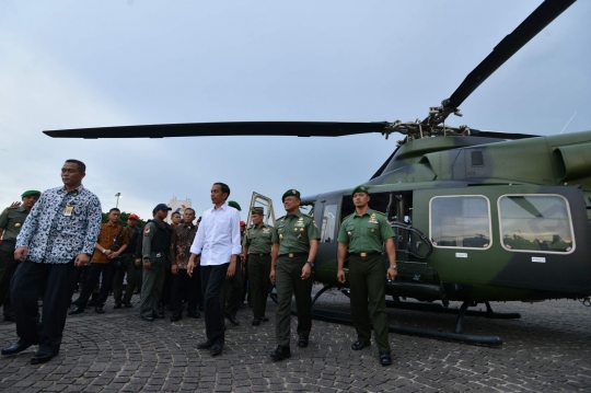 Kunjungi pameran Alutsista di Monas, Jokowi jajal helikopter TNI