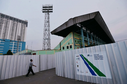 Imbas proyek MRT, Stadion Lebak Bulus ditutup