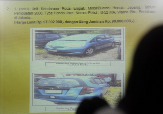 Ini 31 logam mulia & 2 mobil milik Gayus Tambunan yang dilelang