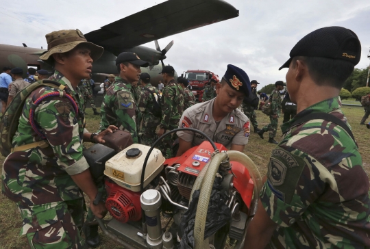 Cari AirAsia di bawah laut, TNI AL siapkan peralatan selam