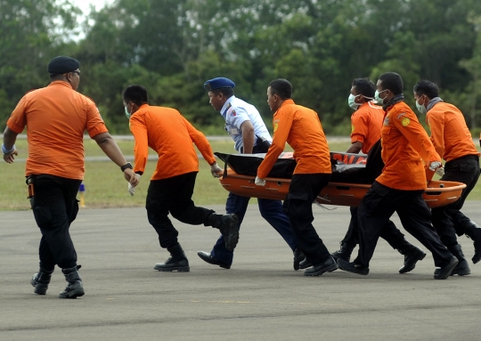 Dua jenazah AirAsia tiba di Bandara Iskandar, Pangkalanbun