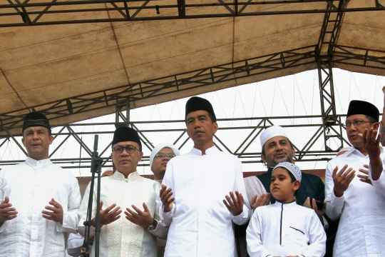 Ribuan santri se-DKI penuhi Monas di Peringatan Maulid Nabi