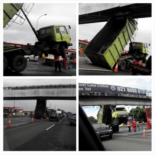 Ini wujud truk yang tersangkut jembatan di Tol Jagorawi