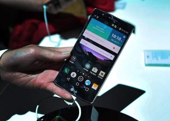 Peluncuran G Flex2, ponsel pintar yang bisa ditekuk 90 derajat