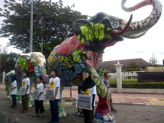 Animals Indonesia minta dua gajah Gembira Loka dilepas ke alam