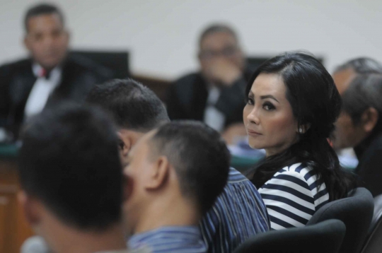 Istri muda bersaksi di sidang lanjutan Romi Herton