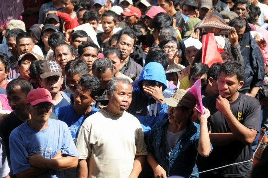 Cairkan dana PSKS, warga Jakarta Selatan antre hingga 5 jam