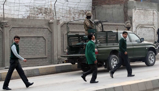 Militer Pakistan perketat keamanan sekolah yang diserang Taliban