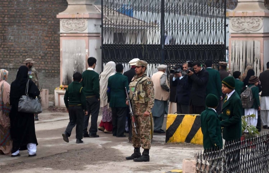 Militer Pakistan perketat keamanan sekolah yang diserang Taliban