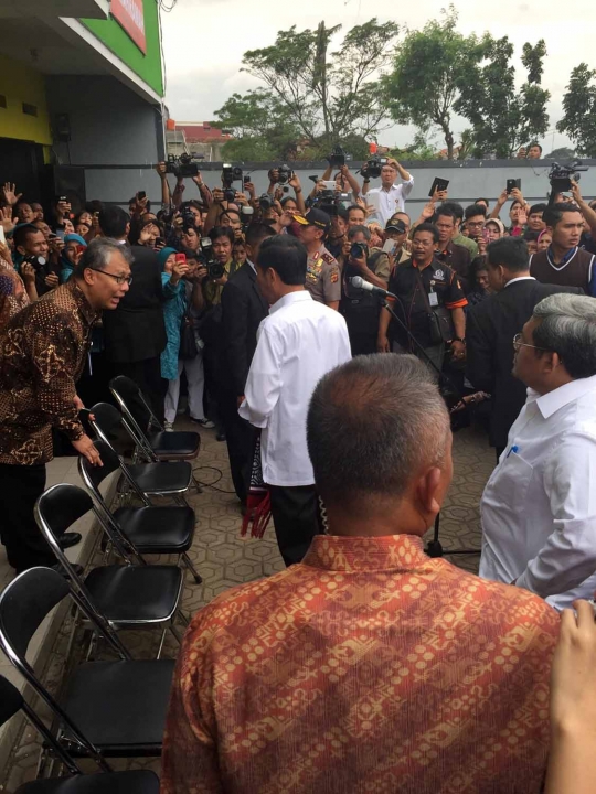 Tinjau produksi senjata, Jokowi kunjungi PT Pindad di Bandung