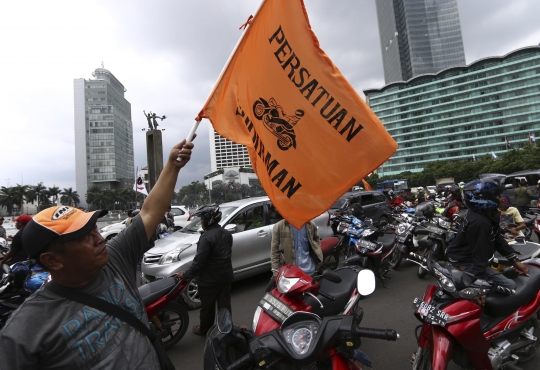 Pemotor Sudirman tolak larangan melintas di Jalan MH Thamrin