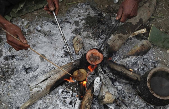 Potret Suku Naga di Myanmar, hidup mengandalkan sungai dan opium