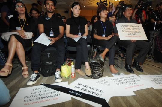 Minta kasus Komjen Budi diusut, relawan Jokowi temui pimpinan KPK