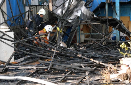 Kebakaran dahsyat lahap arena boling di Taiwan, 6 pemadam tewas