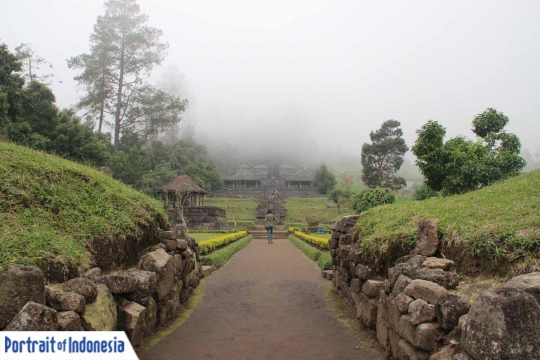 Menelusuri jejak Prabu Brawijaya V di Candi Cetho