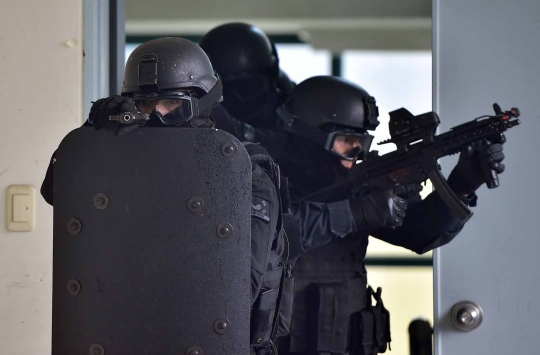 Aksi pasukan anti-teror Korea Selatan serbu markas teroris