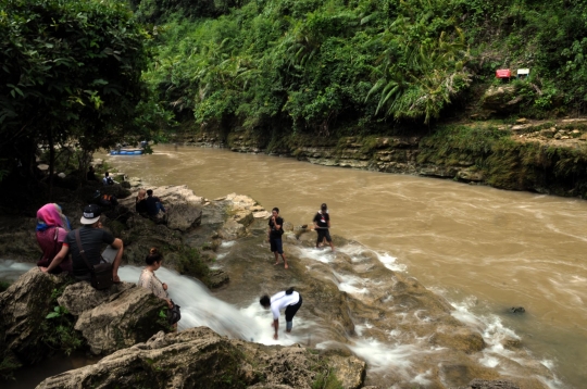 Eksotisme air terjun Sri Gethuk di Gunung Kidul