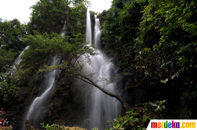 Foto : Eksotisme air terjun Sri Gethuk di Gunung Kidul ...