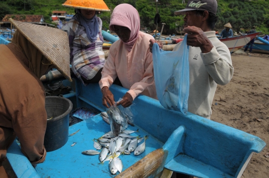 Potret kehidupan nelayan tradisional di Pantai Baron