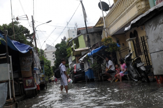 Drainase buruk, kawasan Pramuka sering dilanda banjir